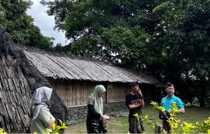 Bidang Sosial - Masyarakat lokal berpartisipasi aktif